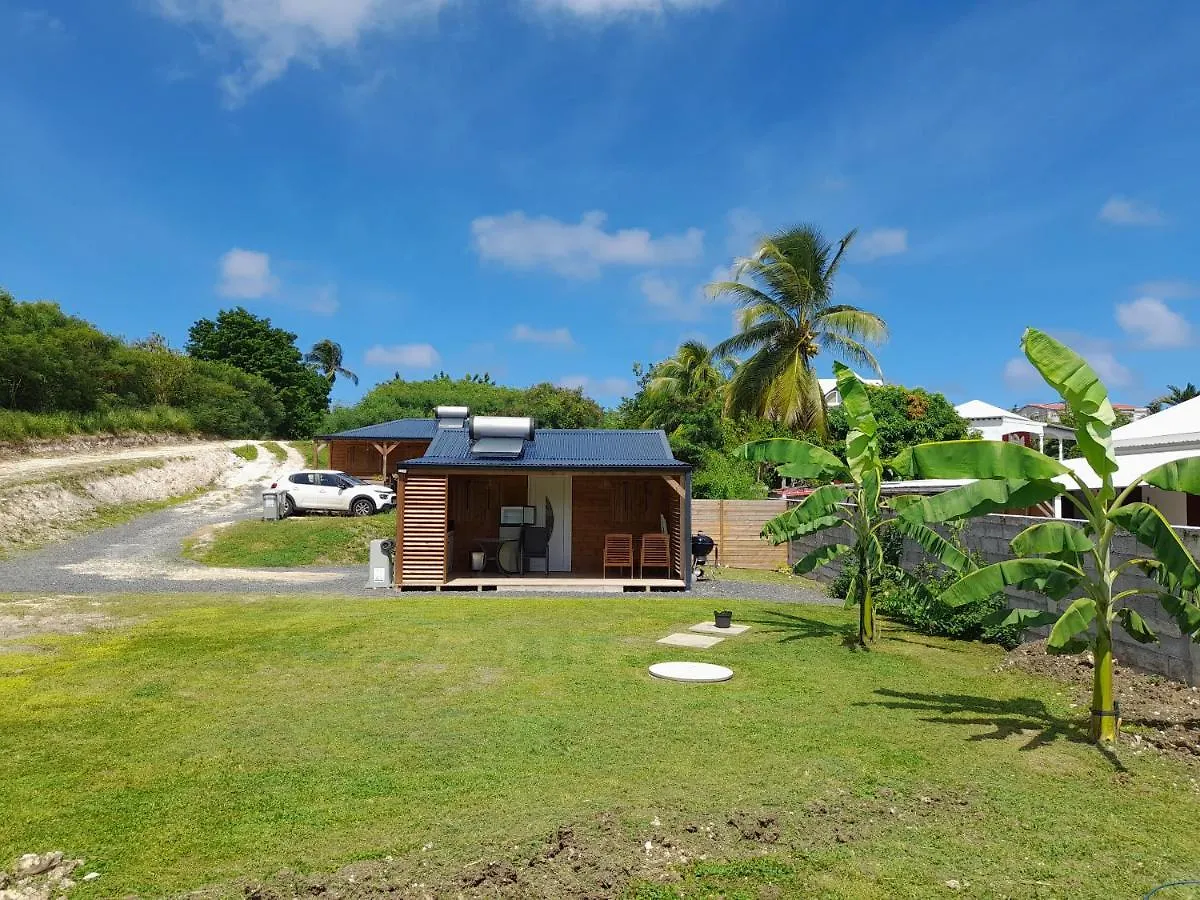 Bungalow 2 Ou 3 Personnes Avec Jaccuzi Saint-Francois  Casa de Férias Saint-Francois (Grande-Terre)